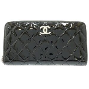 CHANEL Black Leather Wallet